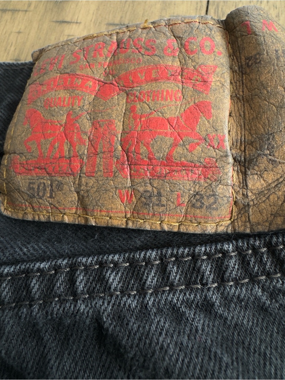 Levi's 501 vintage Straight Men's Jeans in Faded Black - Picture 10 of 10